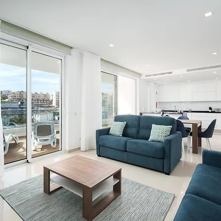 Modern And Cozy Close To Downtown 아파트 *