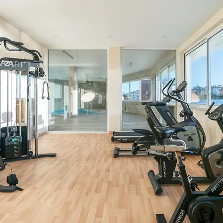 Apartment Modern And Cozy Close To Downtown Lagos